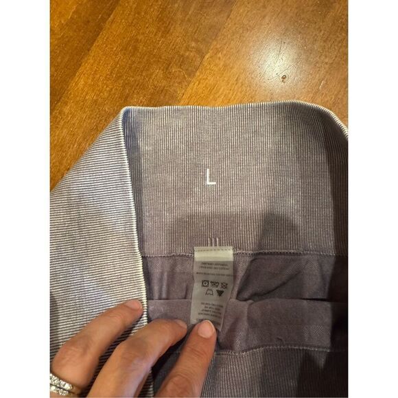 Woman’s new without tags east west company seamless workout pants size large - Picture 3 of 4